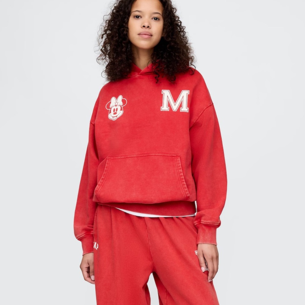 GAP Red Crewneck Sweatshirt Relaxed Fit